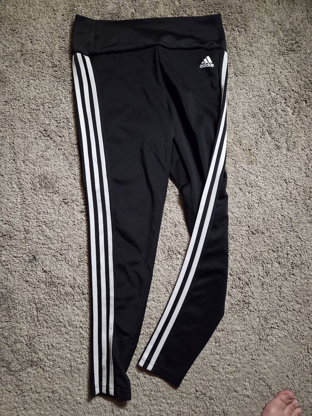 Adidas AEROREADY Womens pant size M